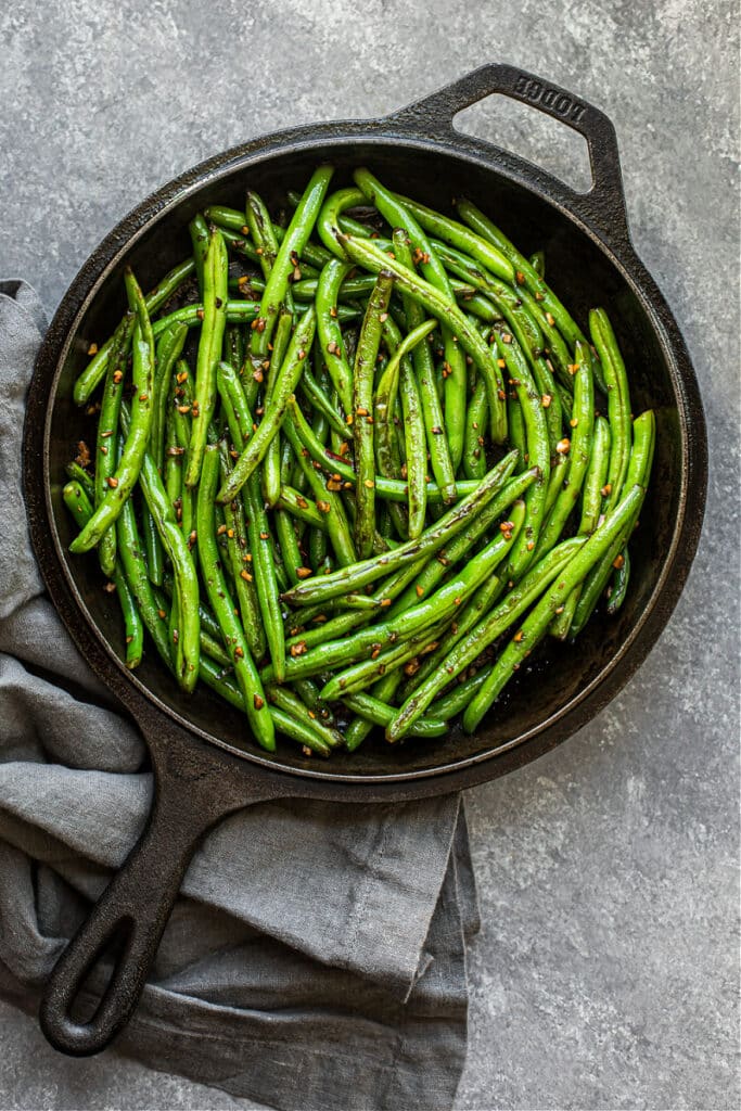 Sautéed Green Beans with Garlic and Ginger