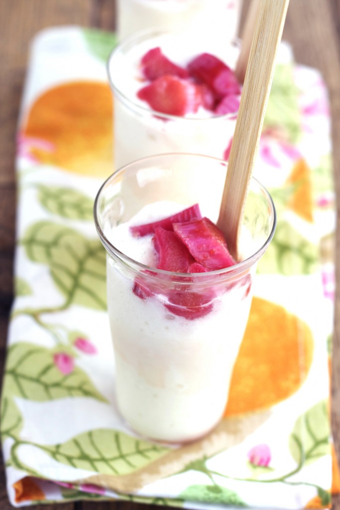 This lemon buttermilk sherbet has a sour and sweet flavor to it! And the stewed rhubarb makes the perfect addition it!