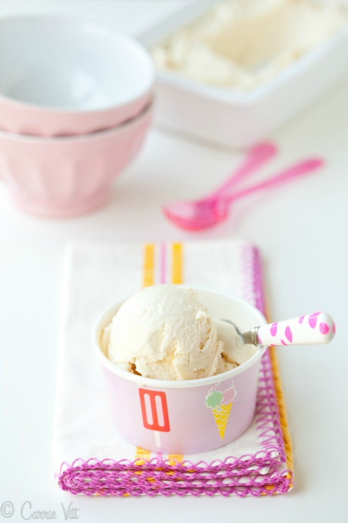 A homemade frozen yogurt that's very easy to assemble, only requires a few ingredients and is a nice way to cool off on a hot day.