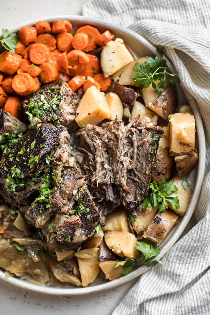 6 Ingredient Easy Slow Cooker Pot Roast Recipe