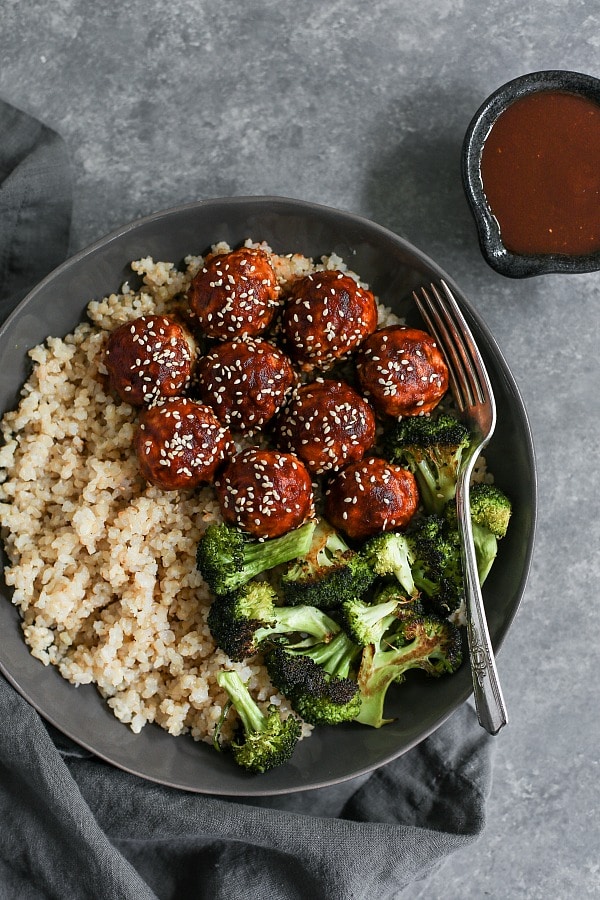 Sheet Pan Chicken Meatballs with Broccoli (Grain-Free, Paleo)