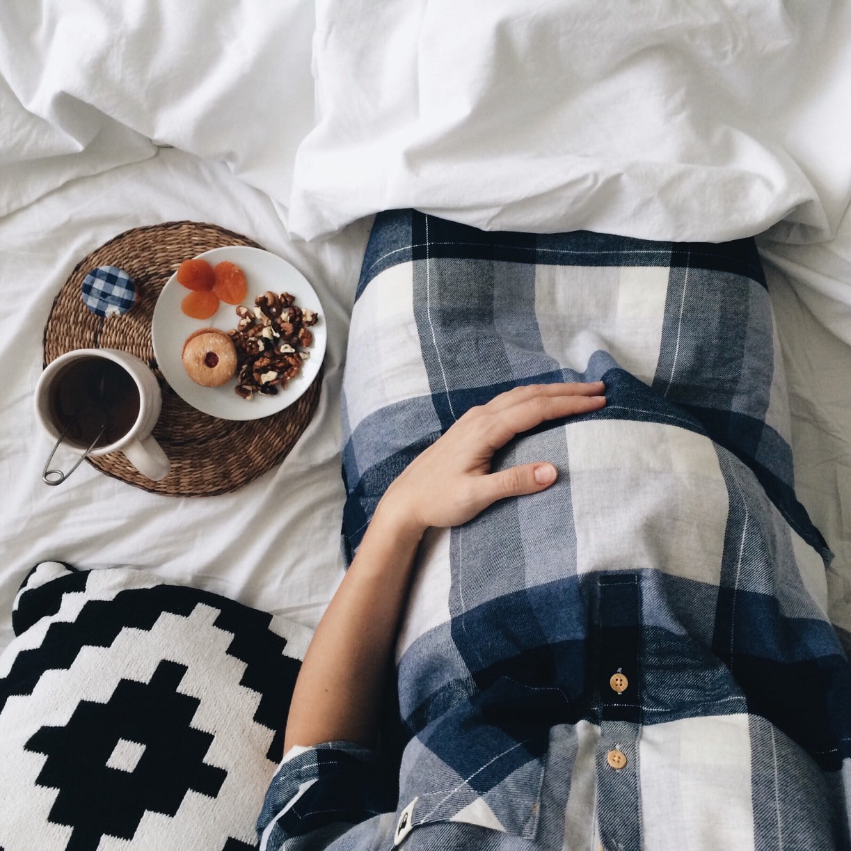 How to Support the Thyroid and Adrenals During Pregnancy